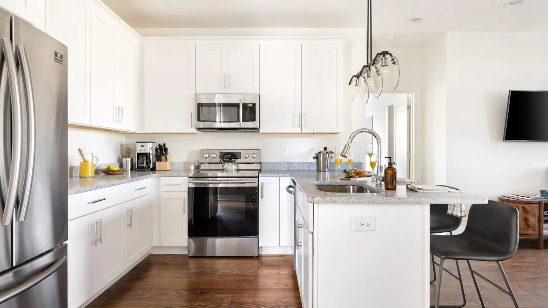Casa vacanze Hart Suite Buyout 5 By Avantstay Two Town House Buyout W Modern Amenities In Nashville