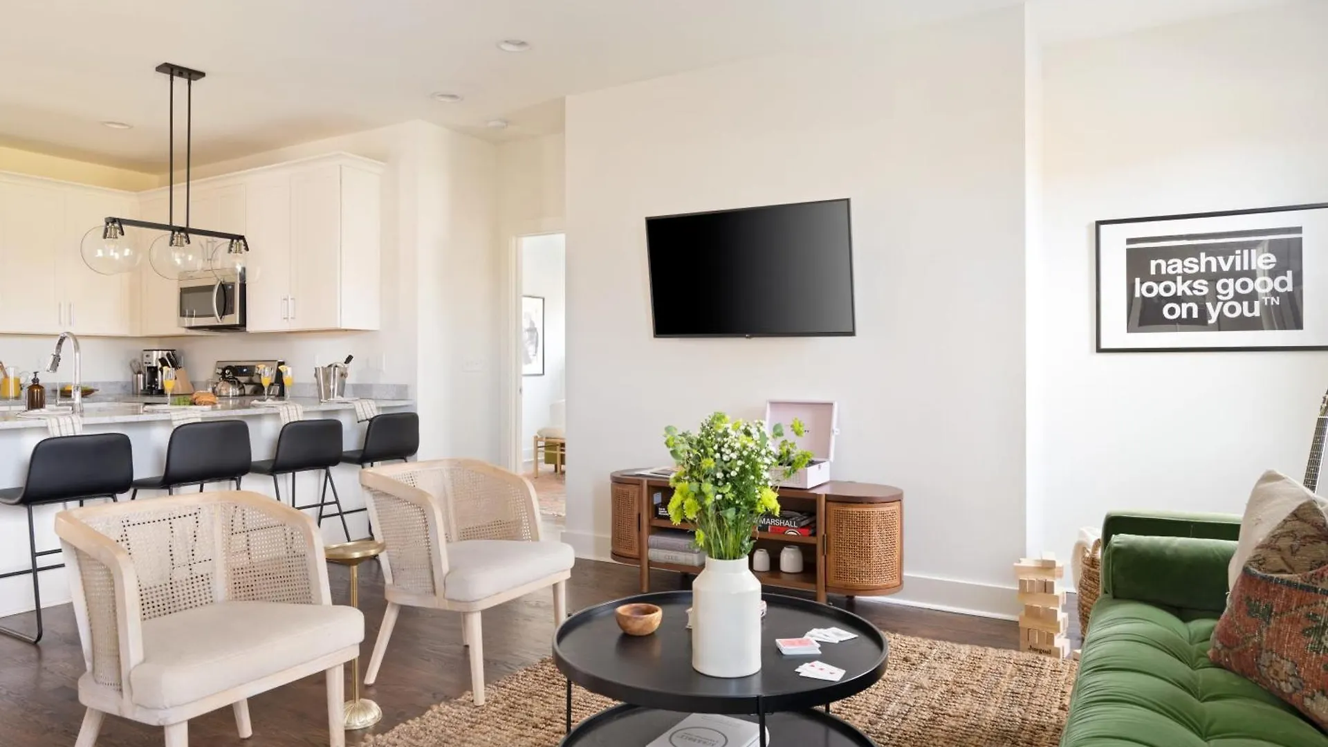 Casa vacanze Hart Suite Buyout 5 By Avantstay Two Town House Buyout W Modern Amenities In Nashville Stati Uniti
