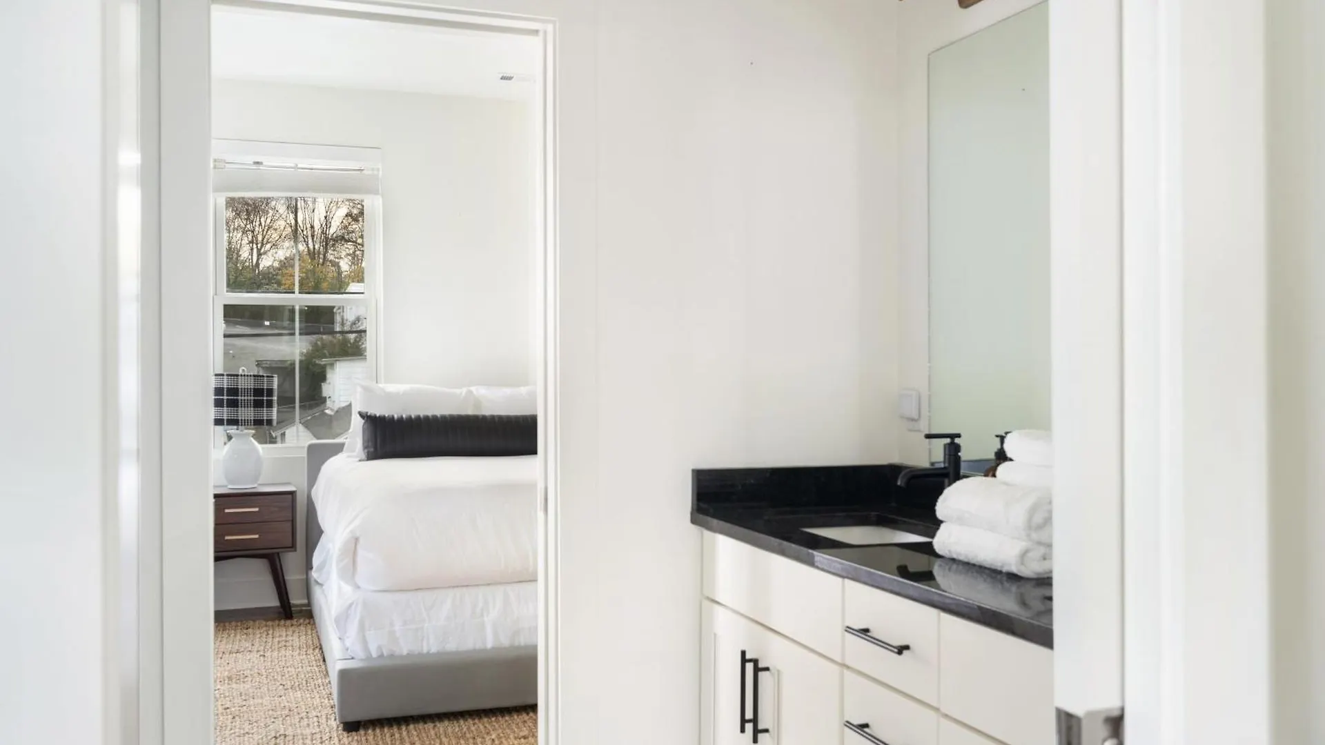 Hart Suite Buyout 5 By Avantstay Two Town House Buyout W Modern Amenities In Nashville Casa vacanze