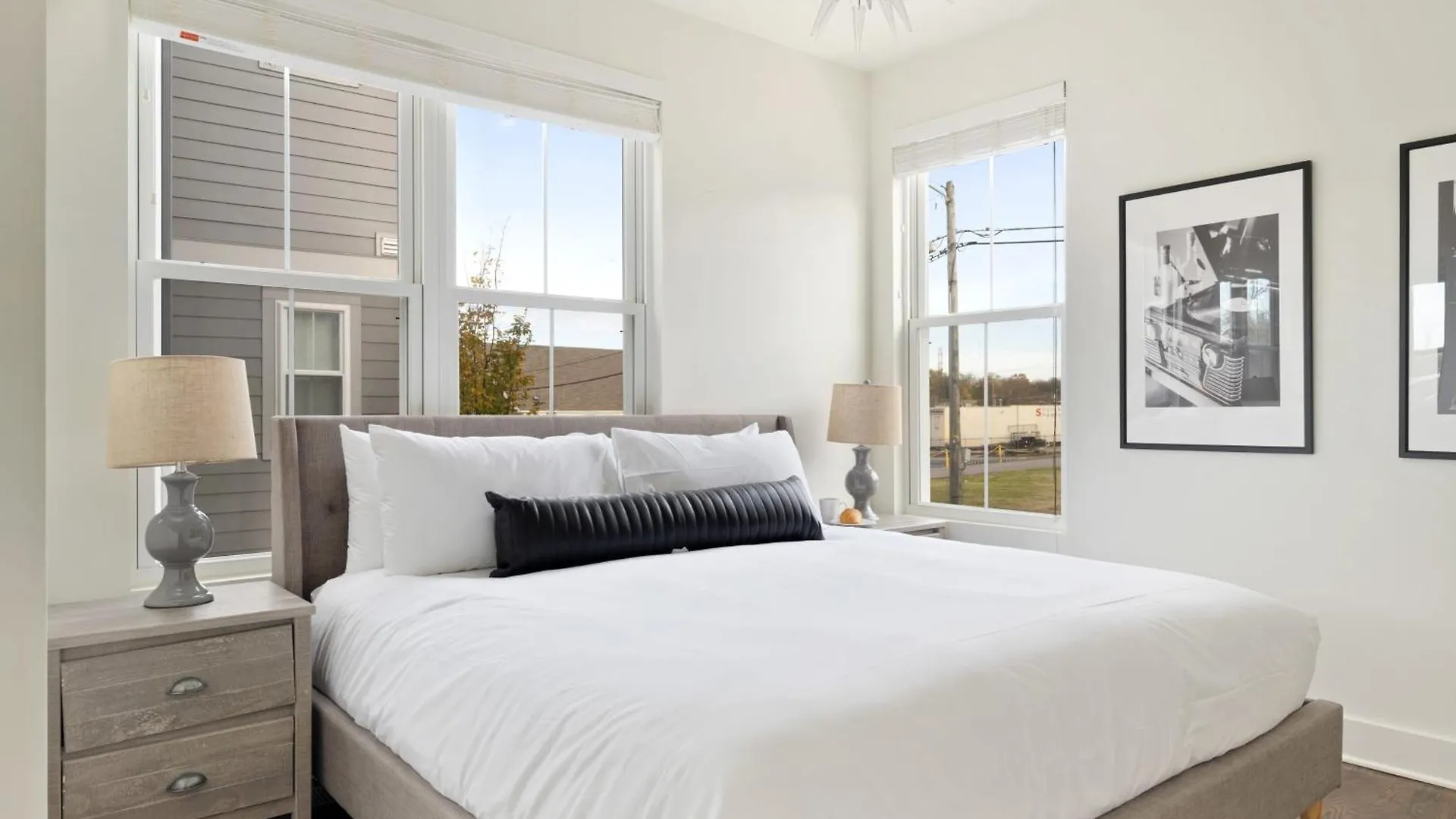 Casa vacanze Hart Suite Buyout 5 By Avantstay Two Town House Buyout W Modern Amenities In Nashville Stati Uniti